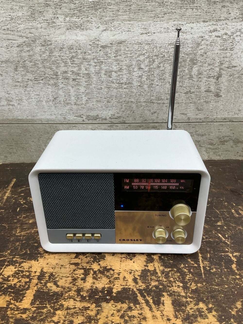 Crosley CR3036D-WS Portable AM/FM Bluetooth Radio